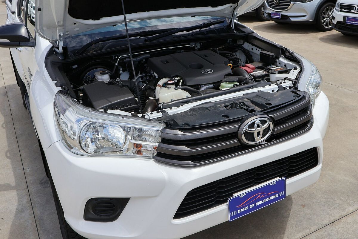 2017 Toyota Hilux SR GUN126R 4X4