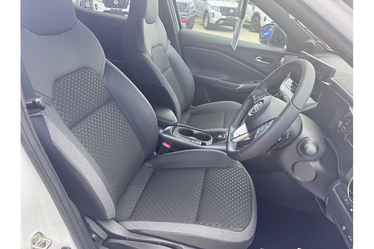 2024 Nissan JUKE ST-L F16