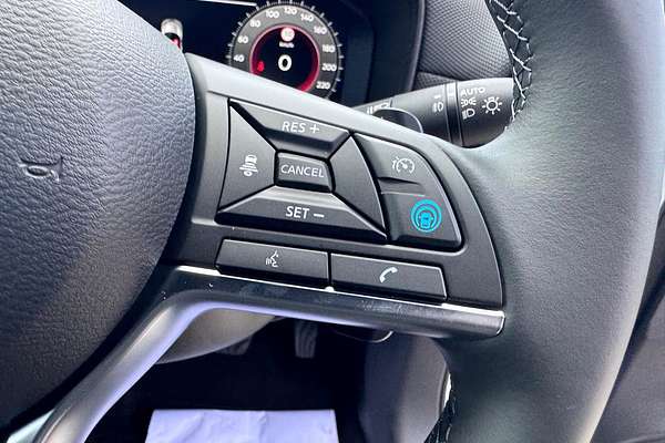 2024 Nissan JUKE ST-L F16