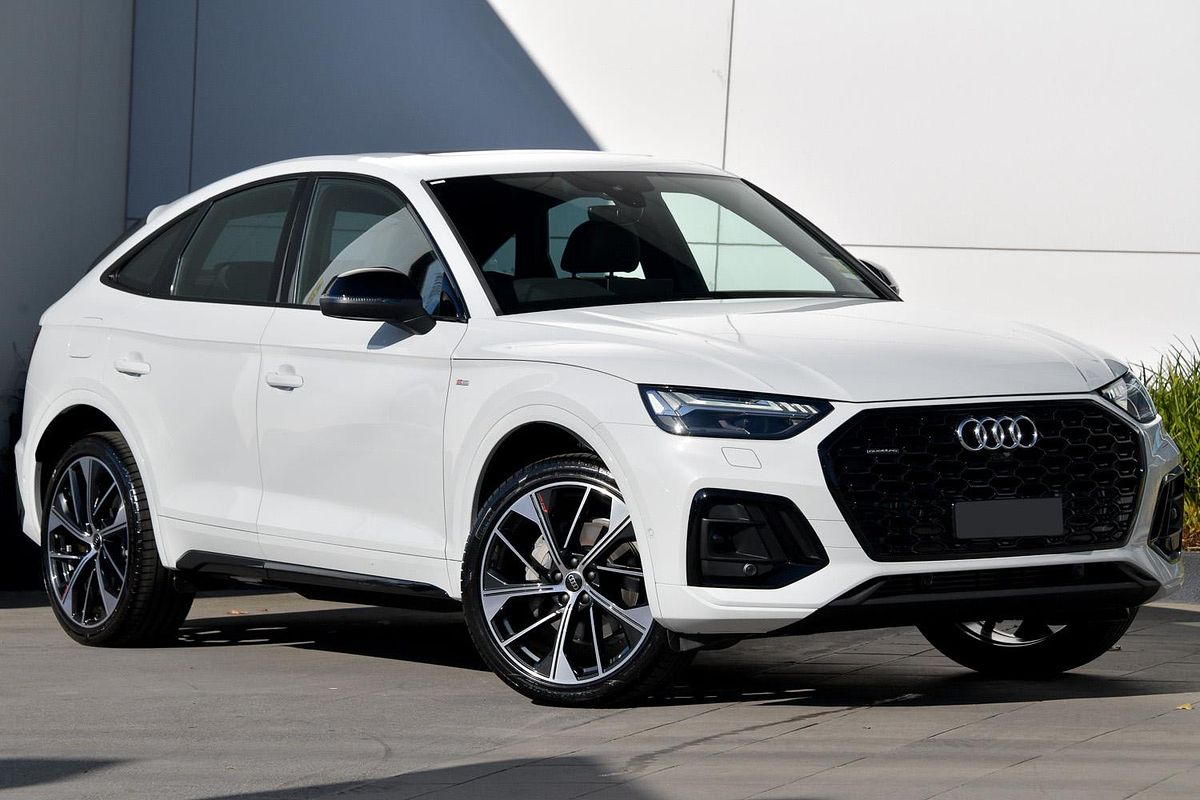 2024 Audi Q5 45 TFSI S Line FY
