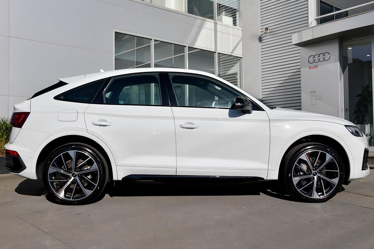 2024 Audi Q5 45 TFSI S Line FY