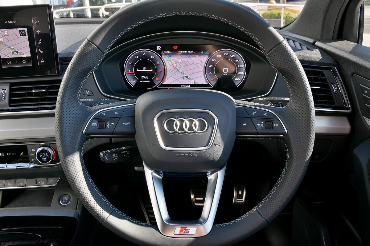 2024 Audi Q5 45 TFSI S Line FY