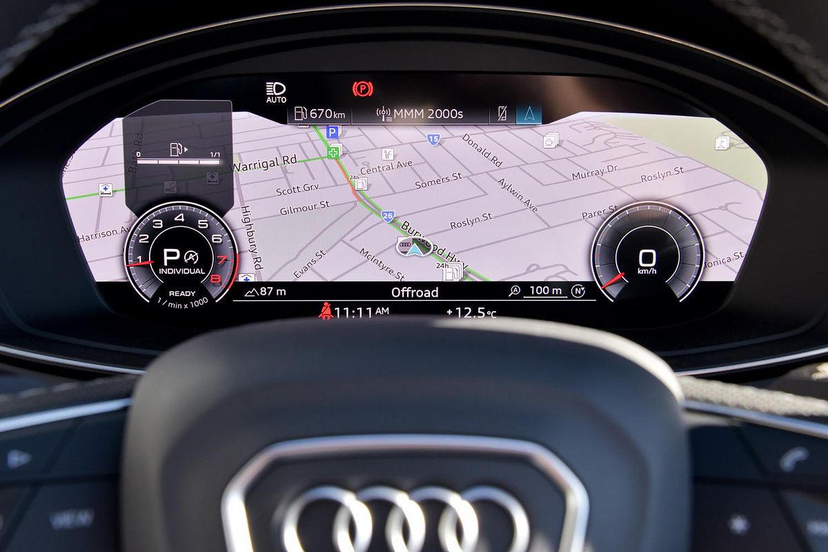 2024 Audi Q5 45 TFSI S Line FY