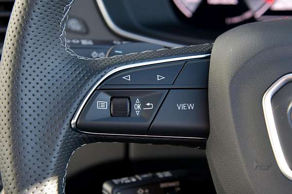 2024 Audi Q5 45 TFSI S Line FY