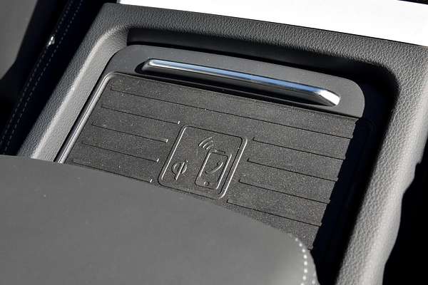 2024 Audi Q5 45 TFSI S Line FY