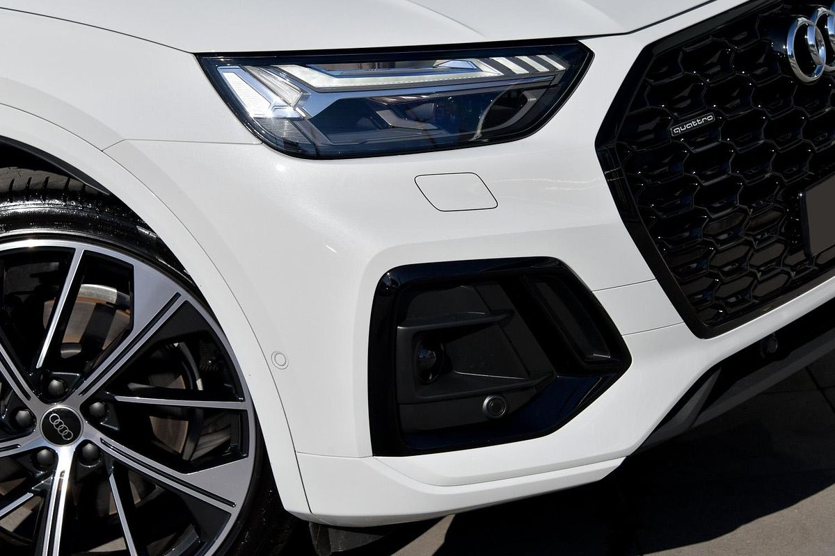 2024 Audi Q5 45 TFSI S Line FY