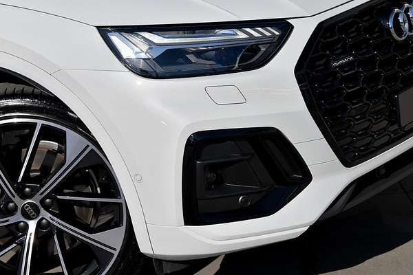 2024 Audi Q5 45 TFSI S Line FY