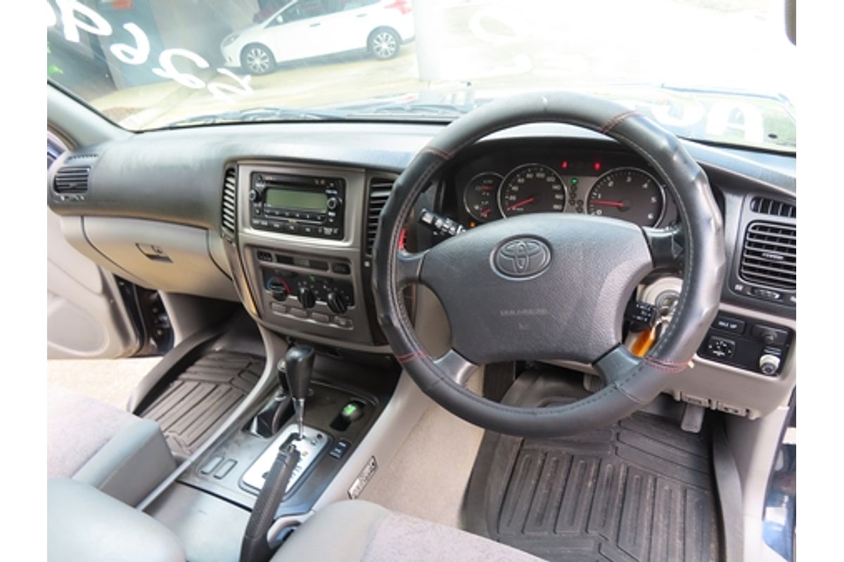 2004 Toyota Landcruiser GXL HDJ100R