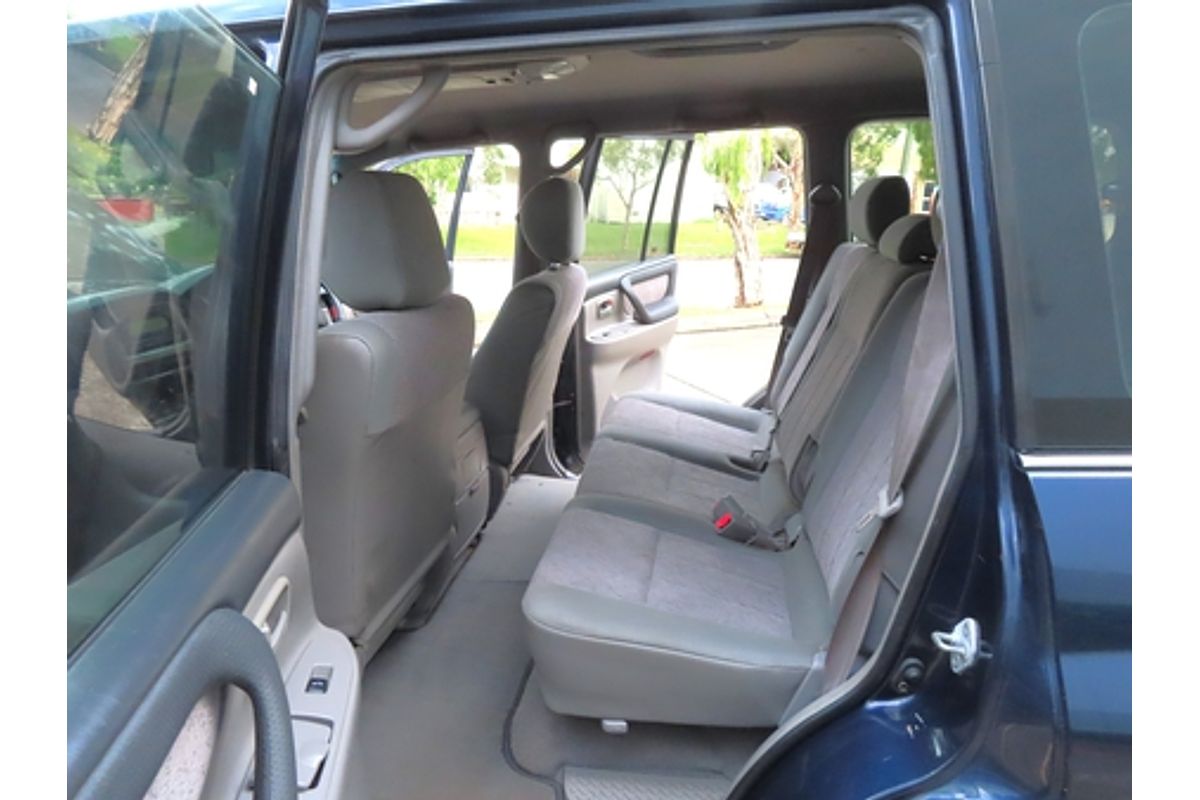 2004 Toyota Landcruiser GXL HDJ100R