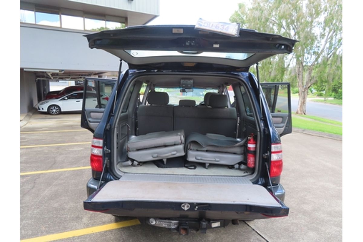 2004 Toyota Landcruiser GXL HDJ100R