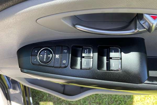 2019 Kia Carnival S YP