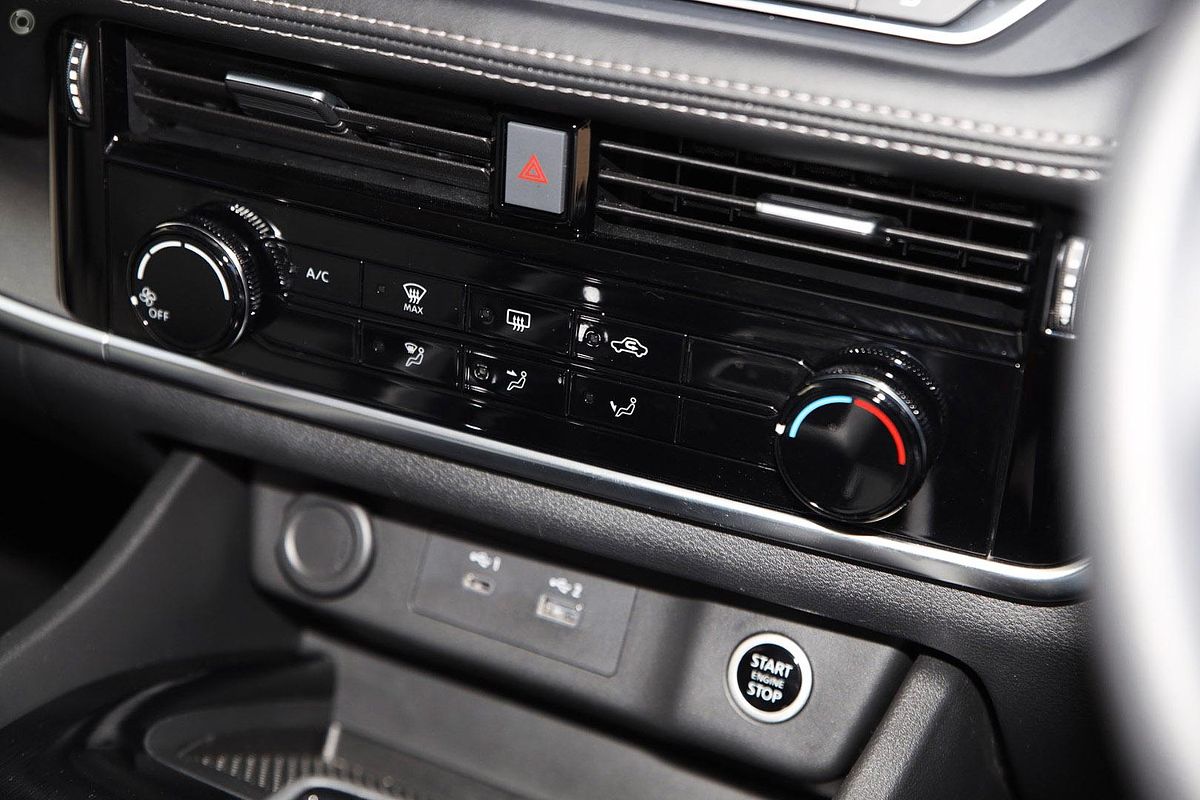 2024 Nissan X-TRAIL ST T33