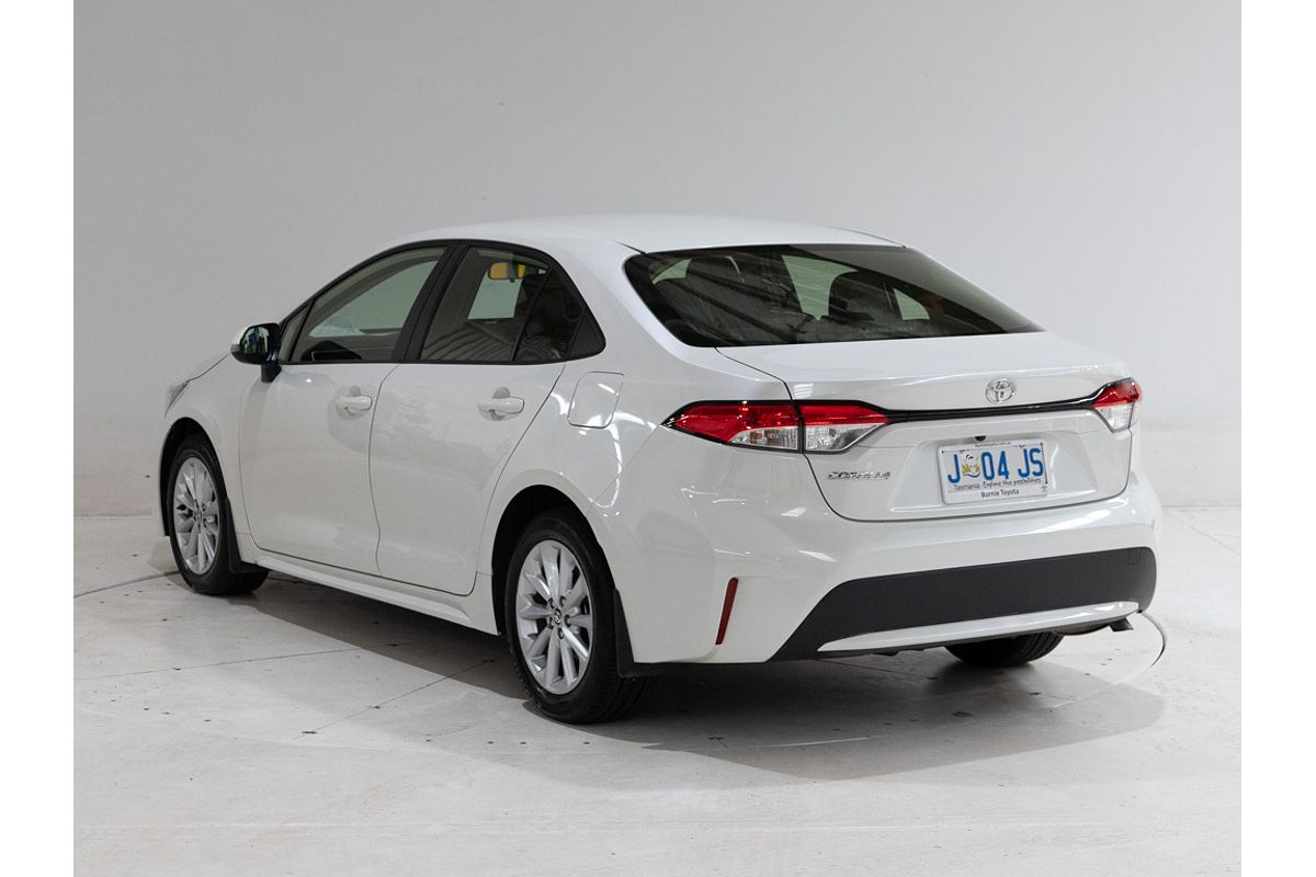 Corolla Sedan Ascent Sport 2.0L Petrol Auto CVT 4390560 001