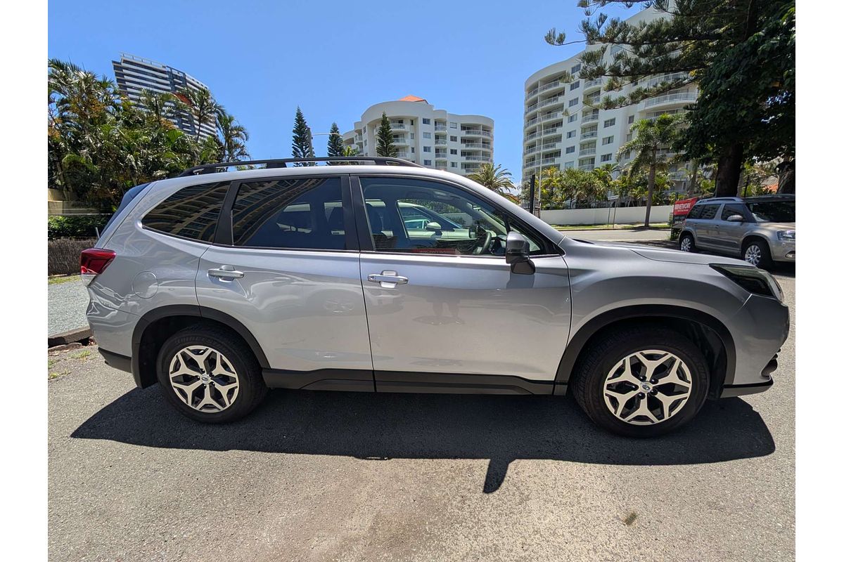2023 Subaru Forester 2.5i S5