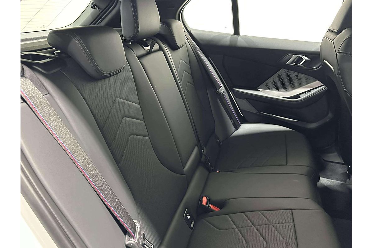 2024 BMW 1 Series 118 M Sport F70
