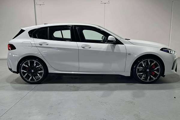 2024 BMW 1 Series 118 M Sport F70