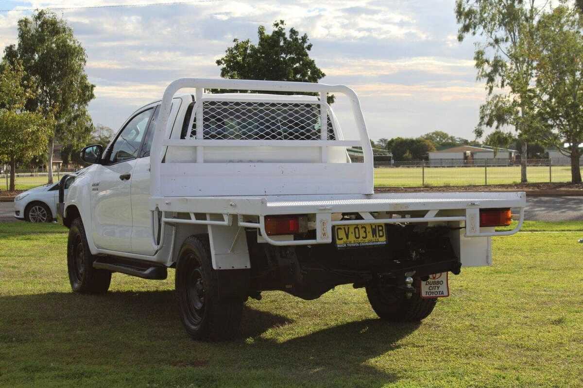 2018 Toyota HILUX SR GUN126R