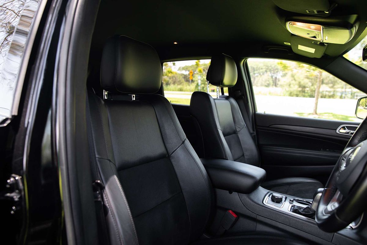 2020 Jeep Grand Cherokee Night Eagle WK