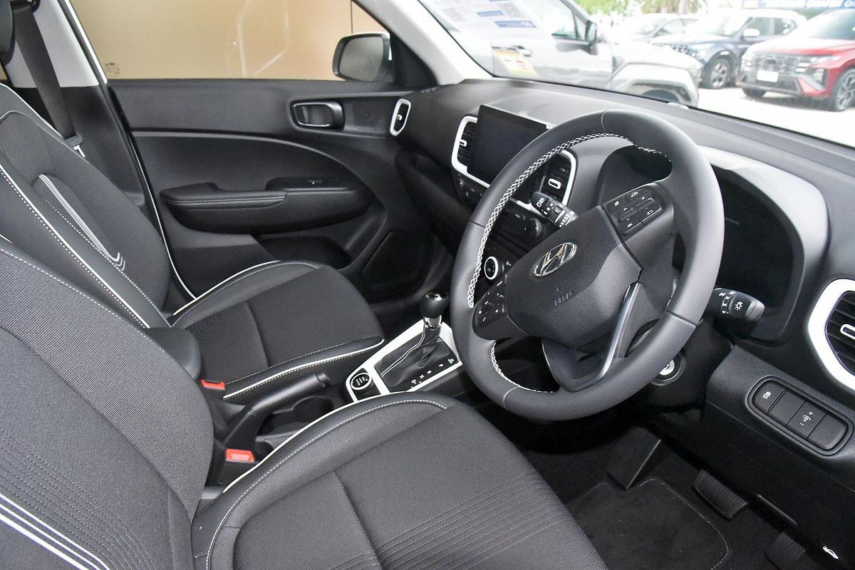 2024 Hyundai Venue Active QX.V5