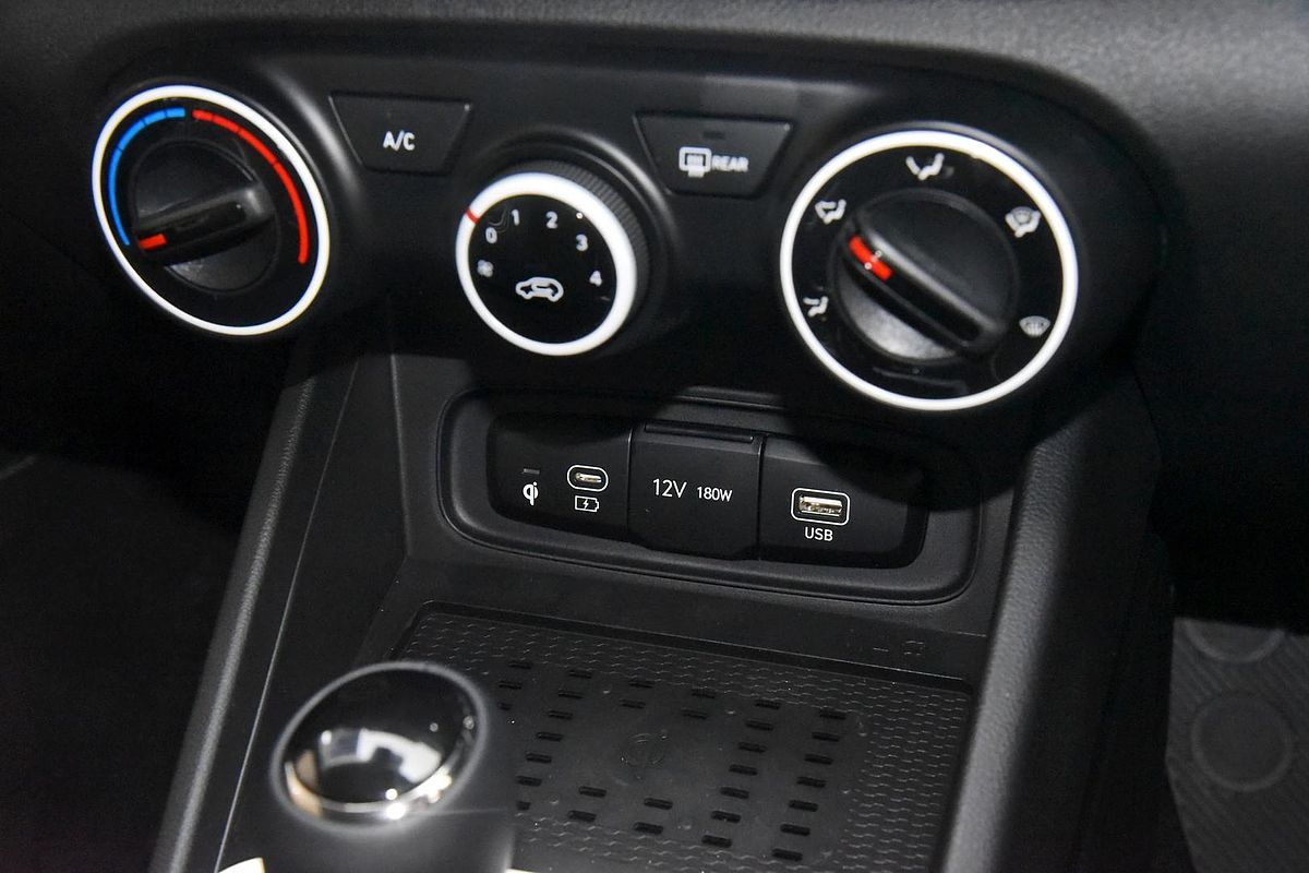 2024 Hyundai Venue Active QX.V5