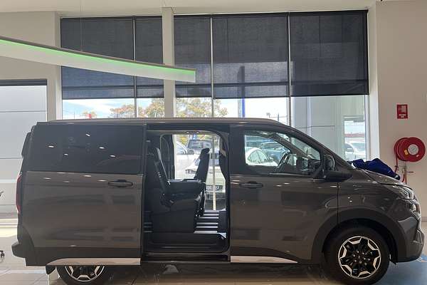 2024 Ford Tourneo Active AV