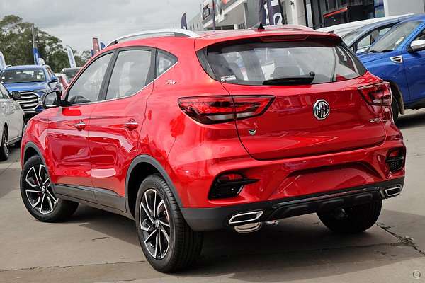 2024 MG ZST Essence 2WD