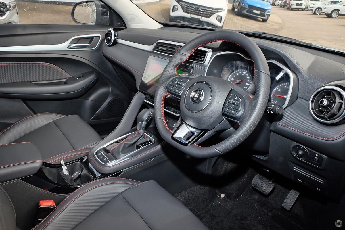 2024 MG ZST Excite 2WD