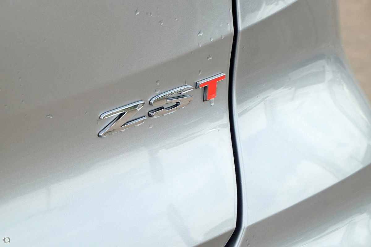 2024 MG ZST Excite 2WD