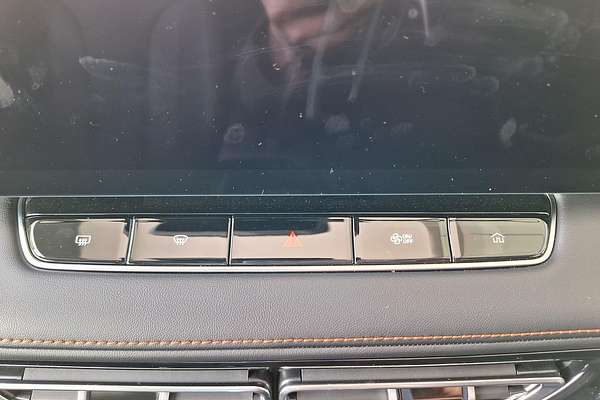 2024 MG HS Essence AS33 2WD