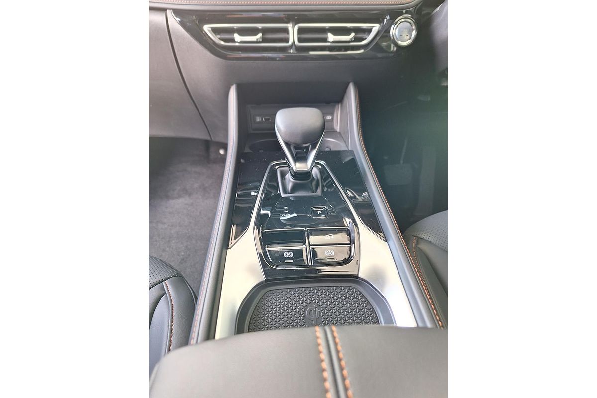 2024 MG HS Vibe AS33 2WD