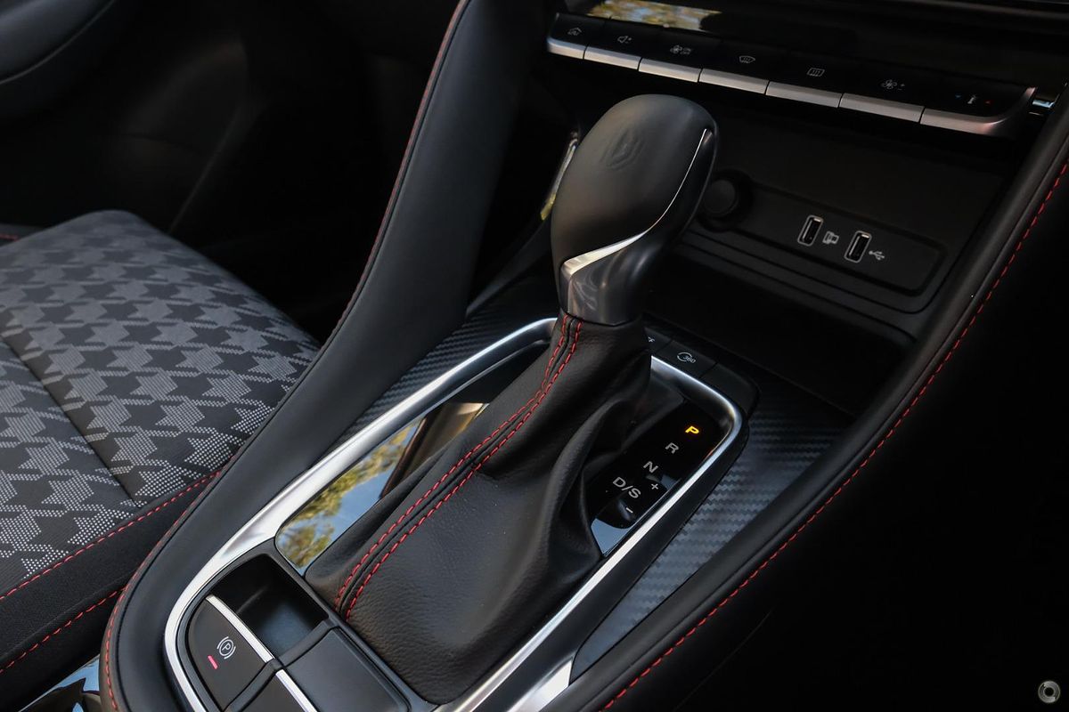 2024 MG ZST Core 2WD