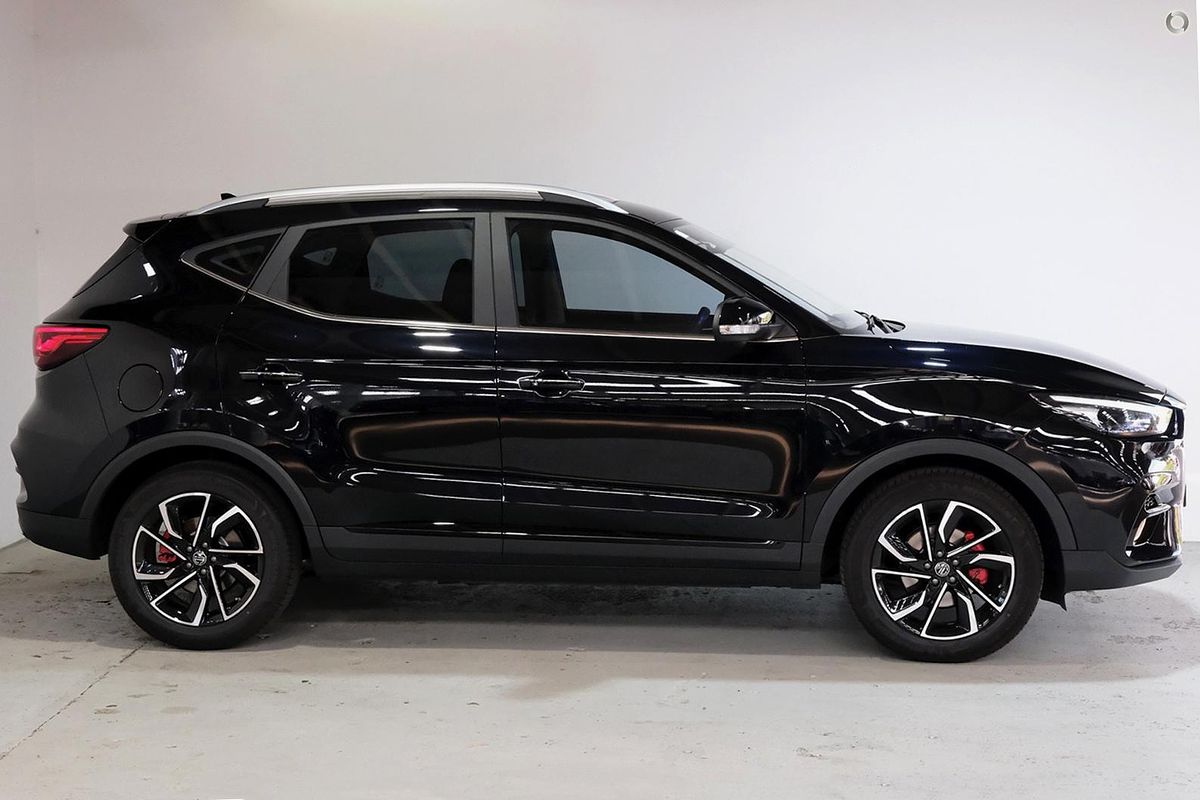 2024 MG ZST Essence 2WD