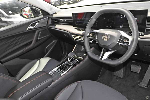2024 MG HS Essence AS33 2WD