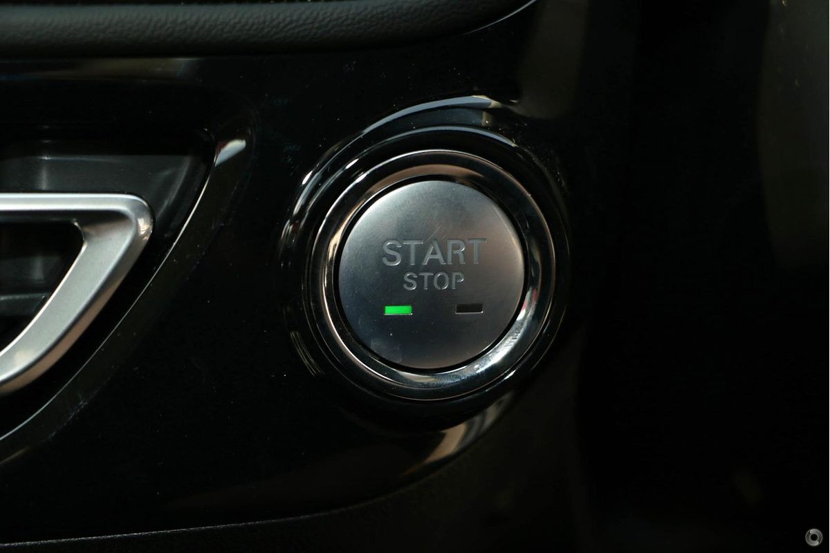 2024 MG HS Essence AS33 2WD