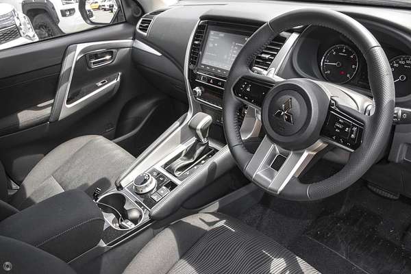 2024 Mitsubishi Pajero Sport GLS QG