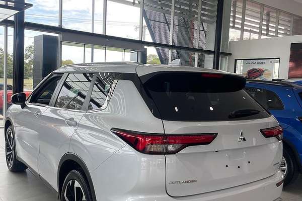 2024 Mitsubishi Outlander Aspire ZM AWD