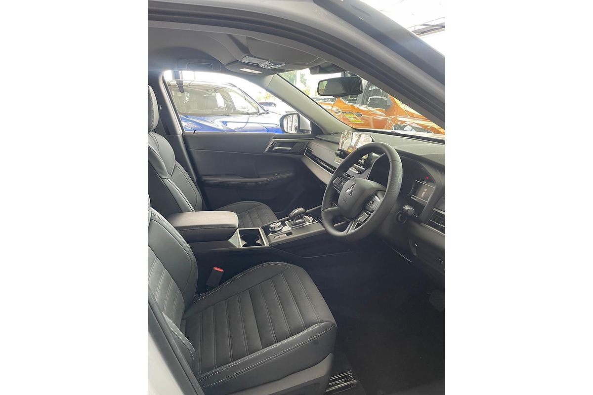 2024 Mitsubishi Outlander Aspire ZM AWD