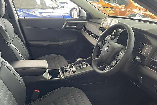 2024 Mitsubishi Outlander Aspire ZM AWD