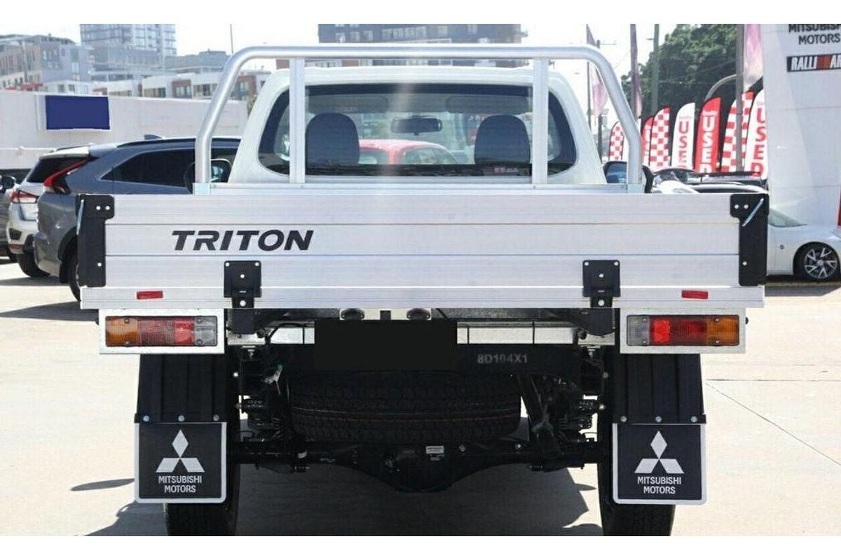 2023 Mitsubishi Triton GLX MR 4X4
