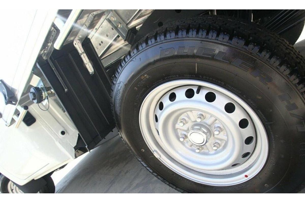2023 Mitsubishi Triton GLX MR 4X4
