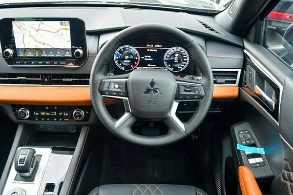 2024 Mitsubishi Outlander Exceed Tourer ZM AWD