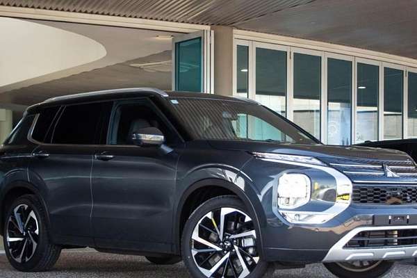 2024 Mitsubishi Outlander Exceed Tourer ZM AWD