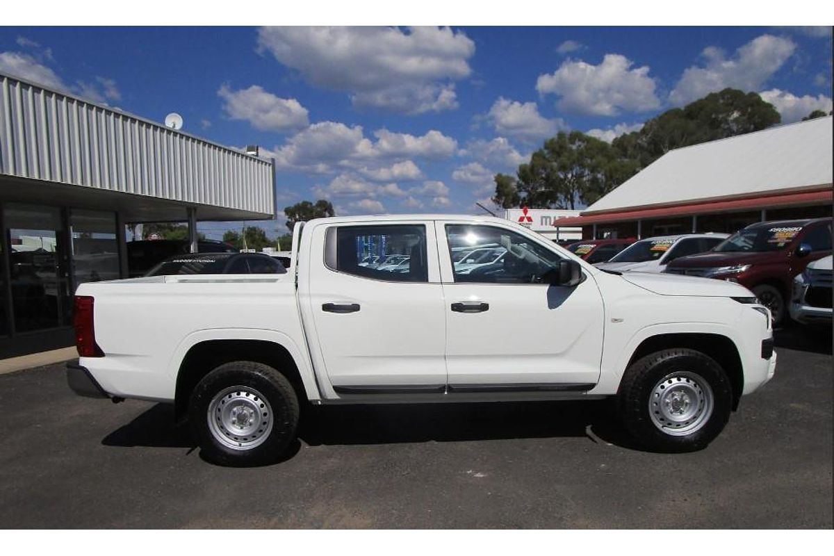 2024 Mitsubishi Triton GLX MV Rear Wheel Drive