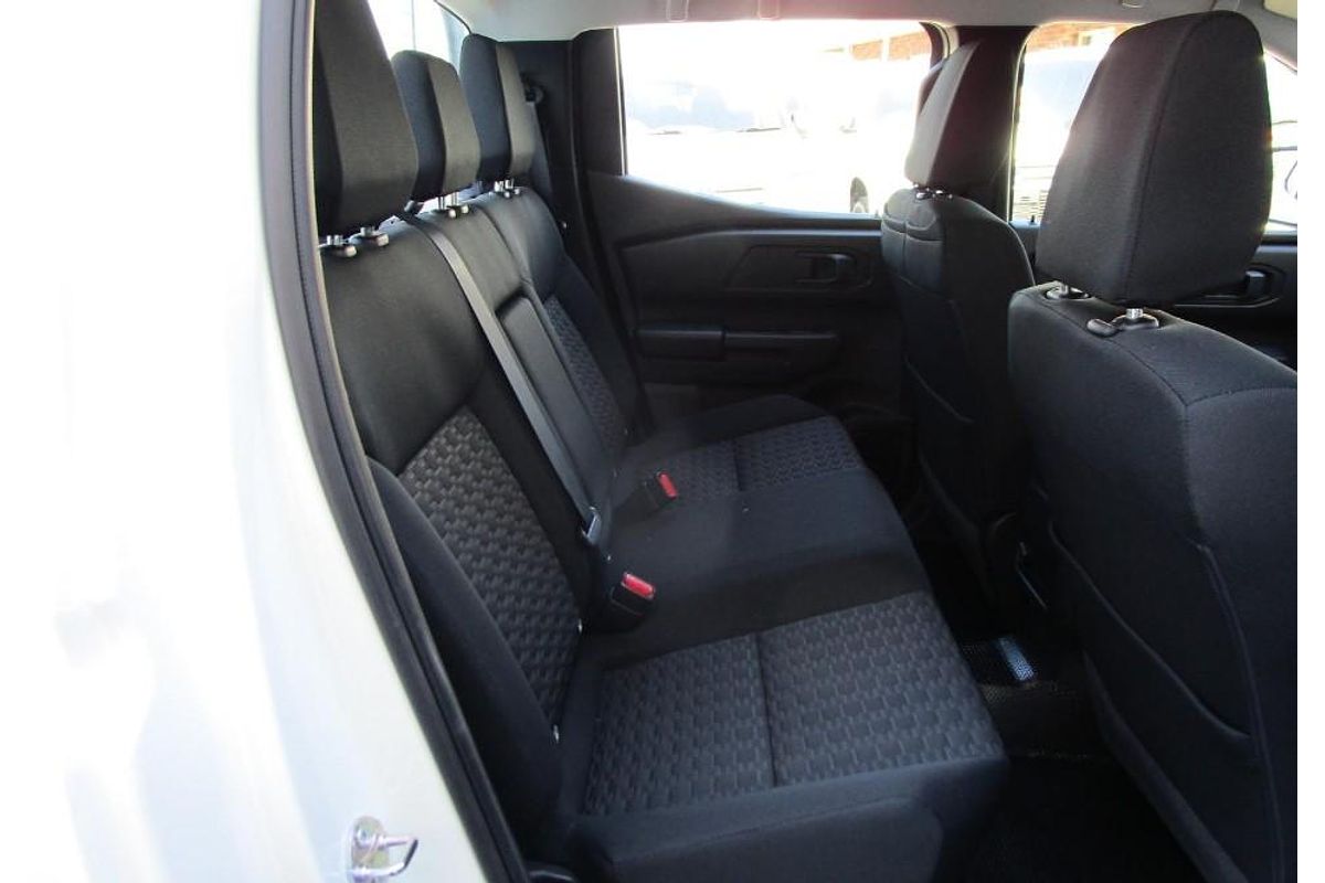 2024 Mitsubishi Triton GLX MV 4X4