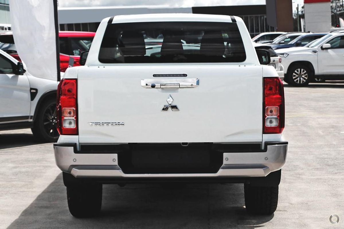 2024 Mitsubishi Triton GLX+ MV 4X4