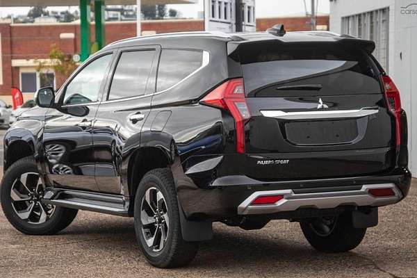 2024 Mitsubishi Pajero Sport Exceed QG 4X4