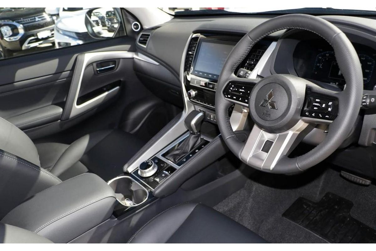2024 Mitsubishi Pajero Sport Exceed QG 4X4