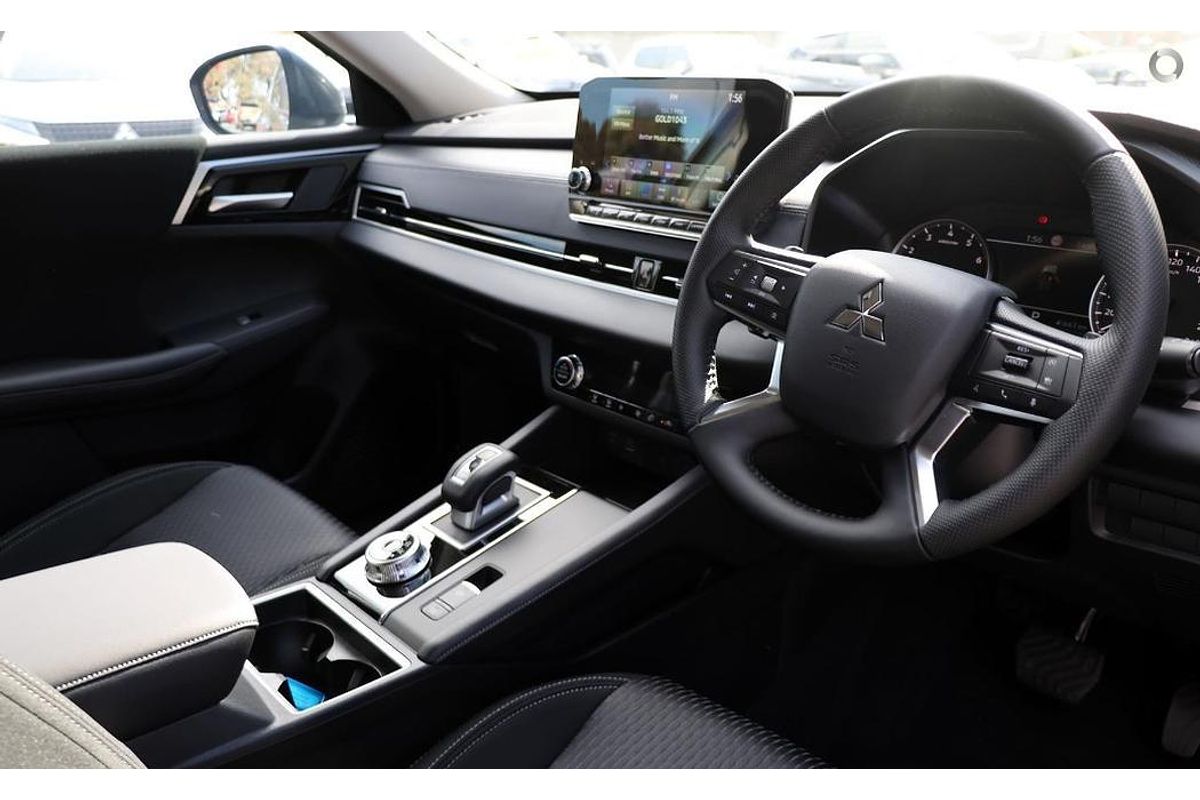 2024 Mitsubishi Outlander LS ZM AWD