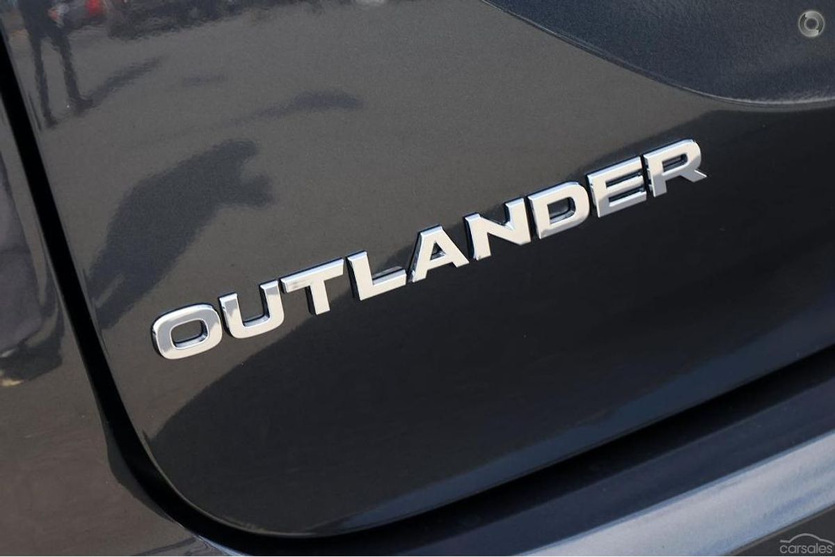 2024 Mitsubishi Outlander LS ZM AWD