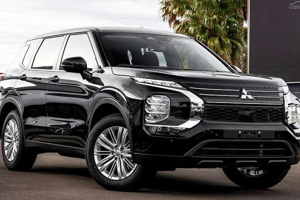 2024 Mitsubishi Outlander ES ZM 2WD